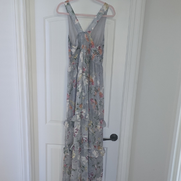 En Creme Floral Dress - Picture 4 of 8